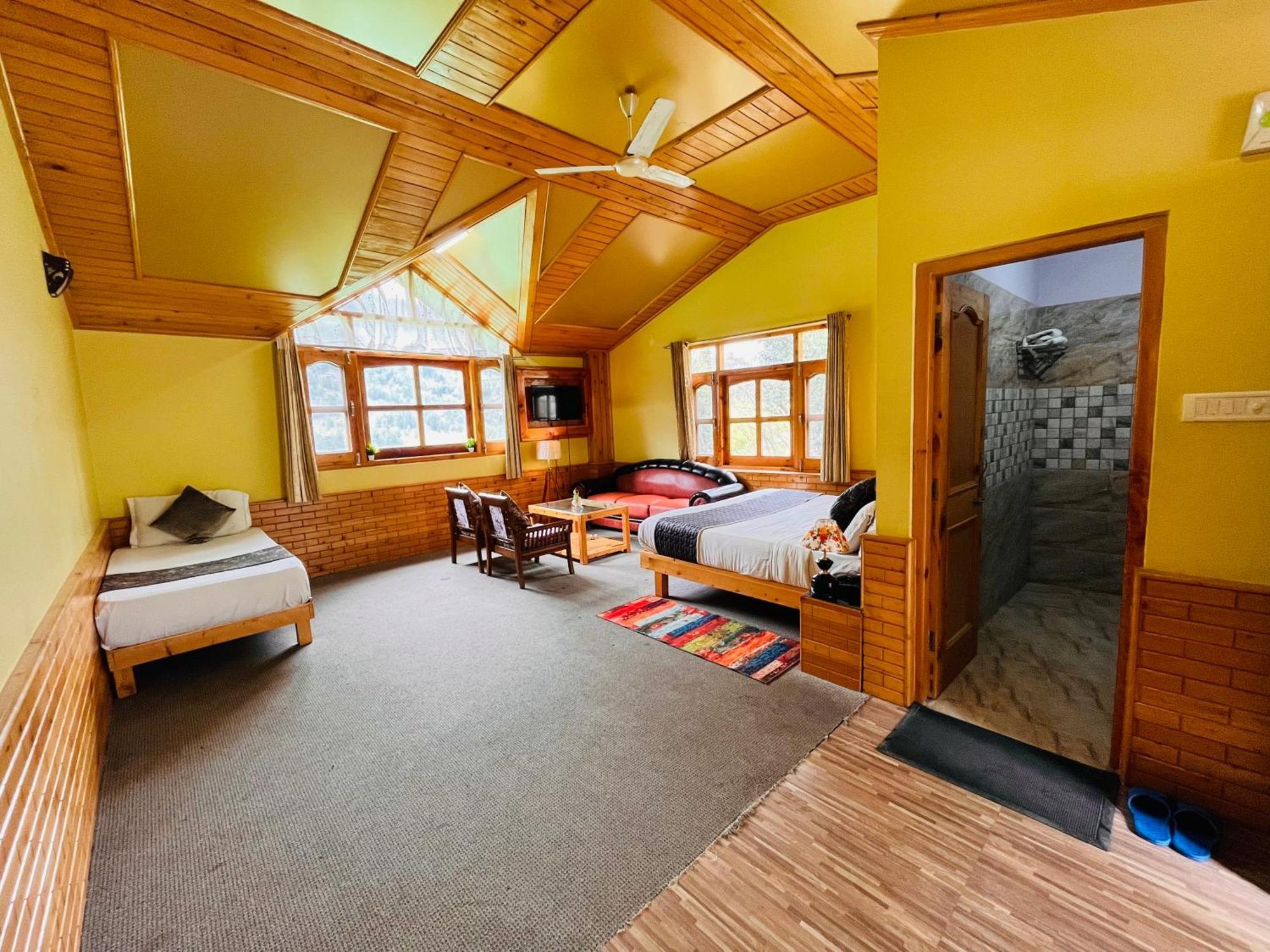 Hotel Hollywood Manali - Scenic River & Mountain View With Premium Rooms Exteriér fotografie
