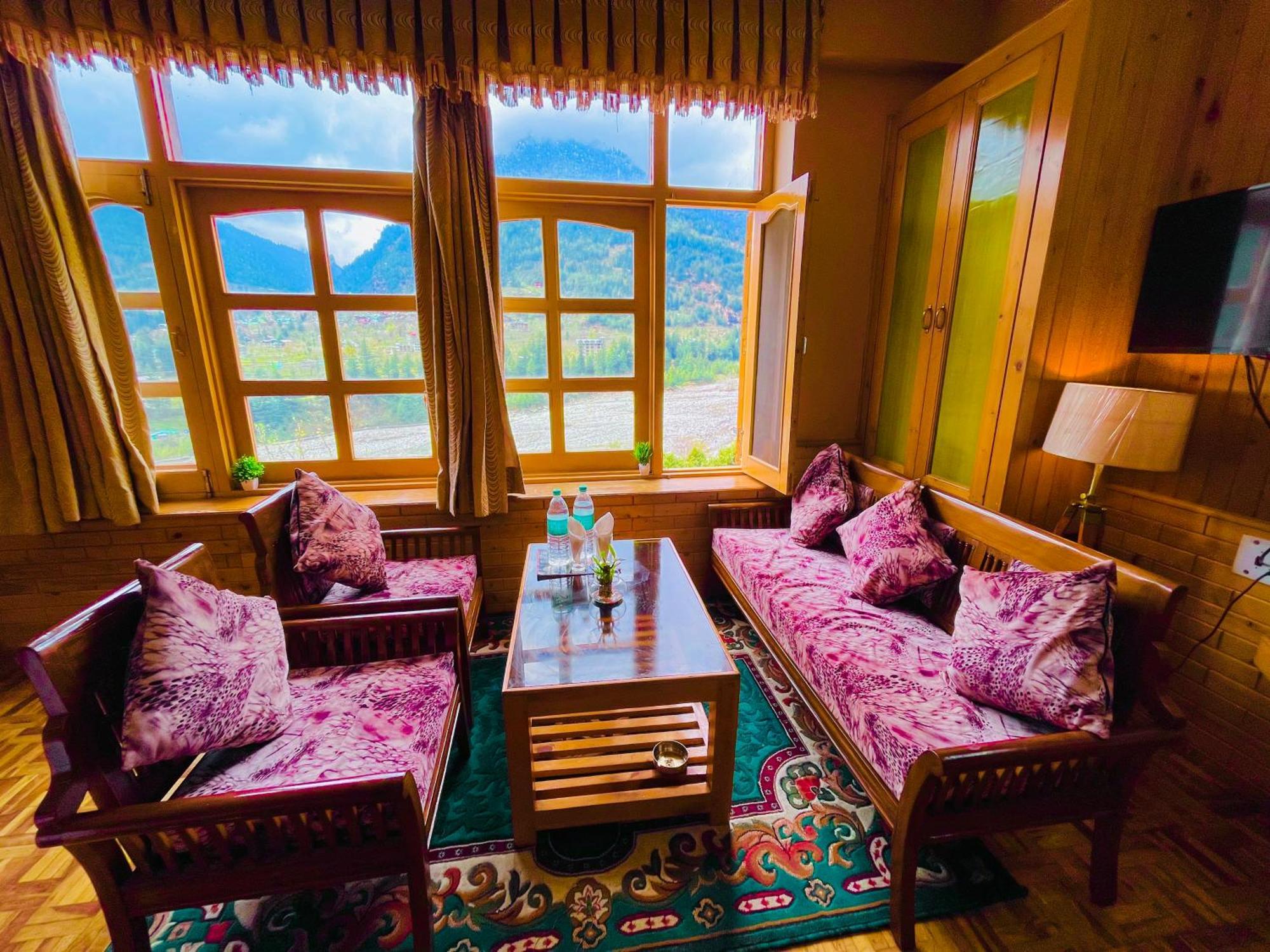 Hotel Hollywood Manali - Scenic River & Mountain View With Premium Rooms Exteriér fotografie