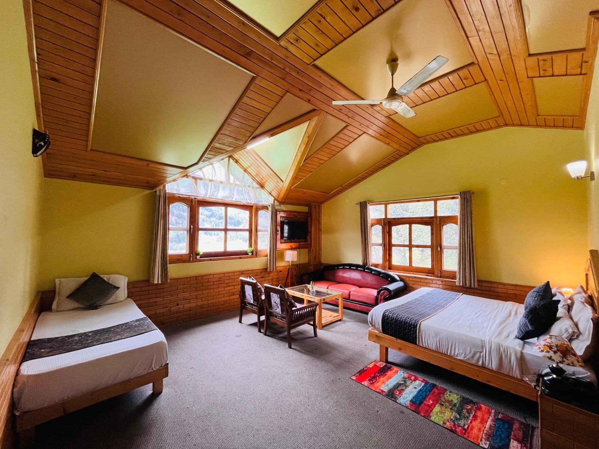 Hotel Hollywood Manali - Scenic River & Mountain View With Premium Rooms Exteriér fotografie