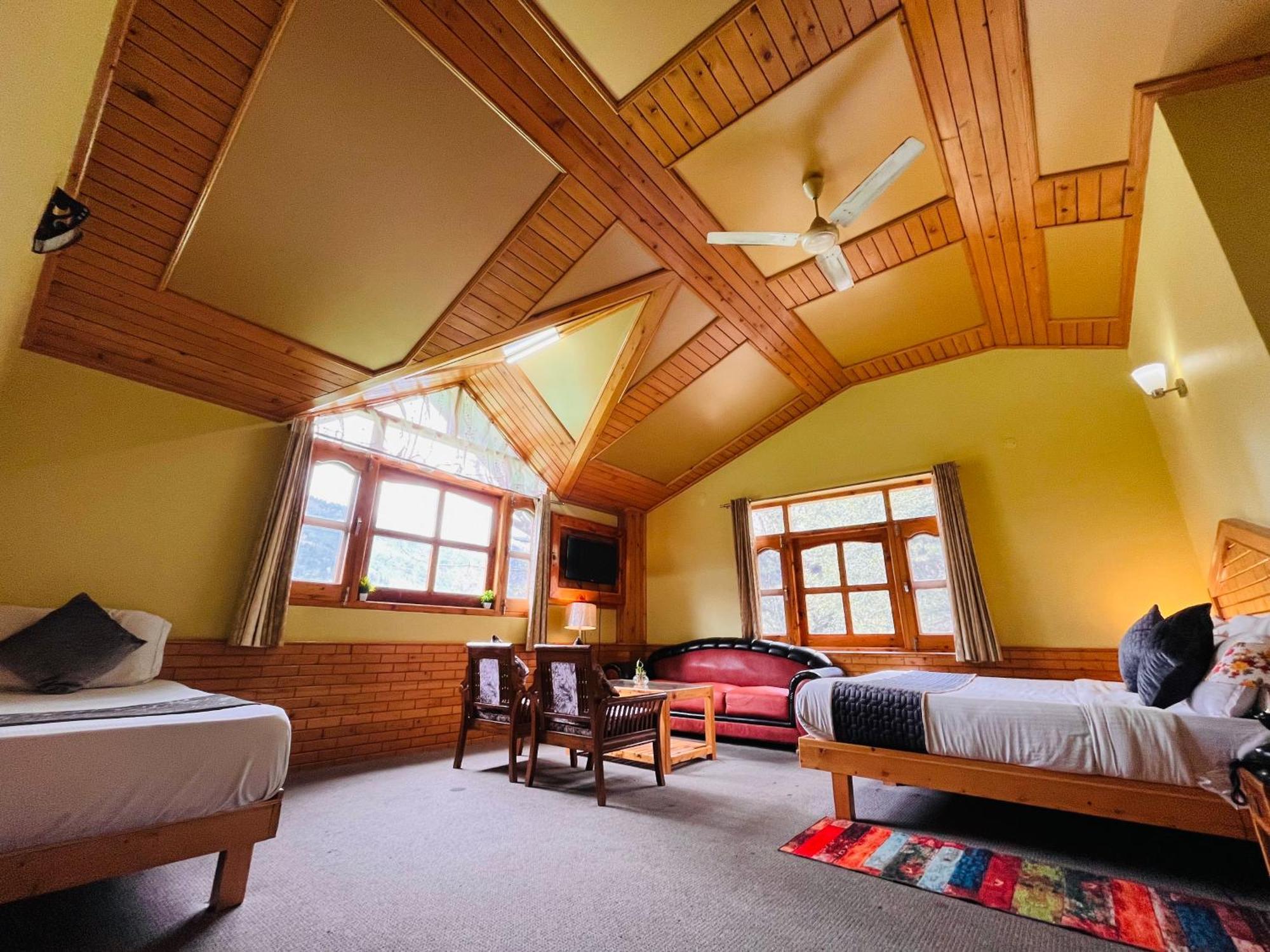 Hotel Hollywood Manali - Scenic River & Mountain View With Premium Rooms Exteriér fotografie