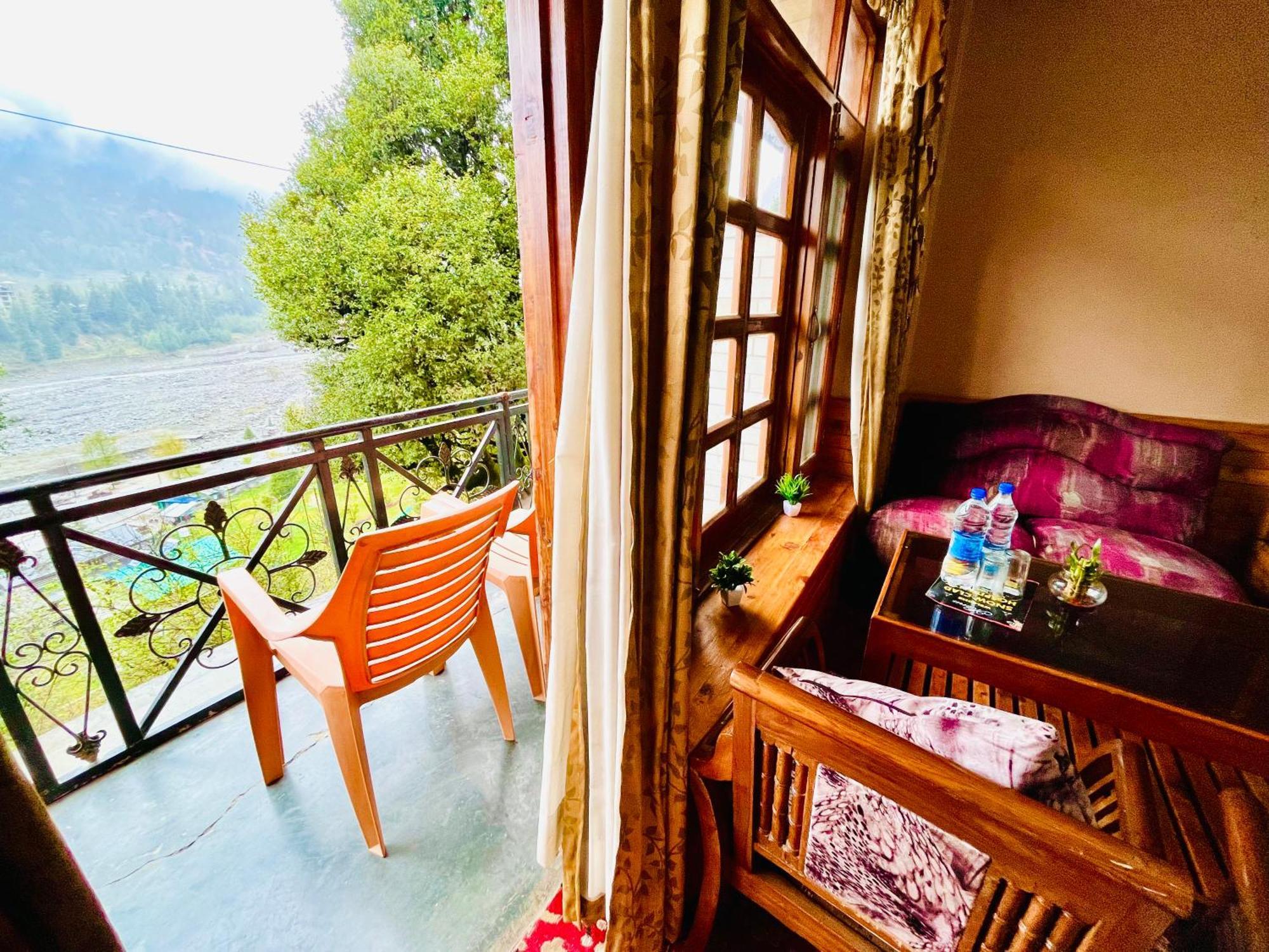 Hotel Hollywood Manali - Scenic River & Mountain View With Premium Rooms Exteriér fotografie