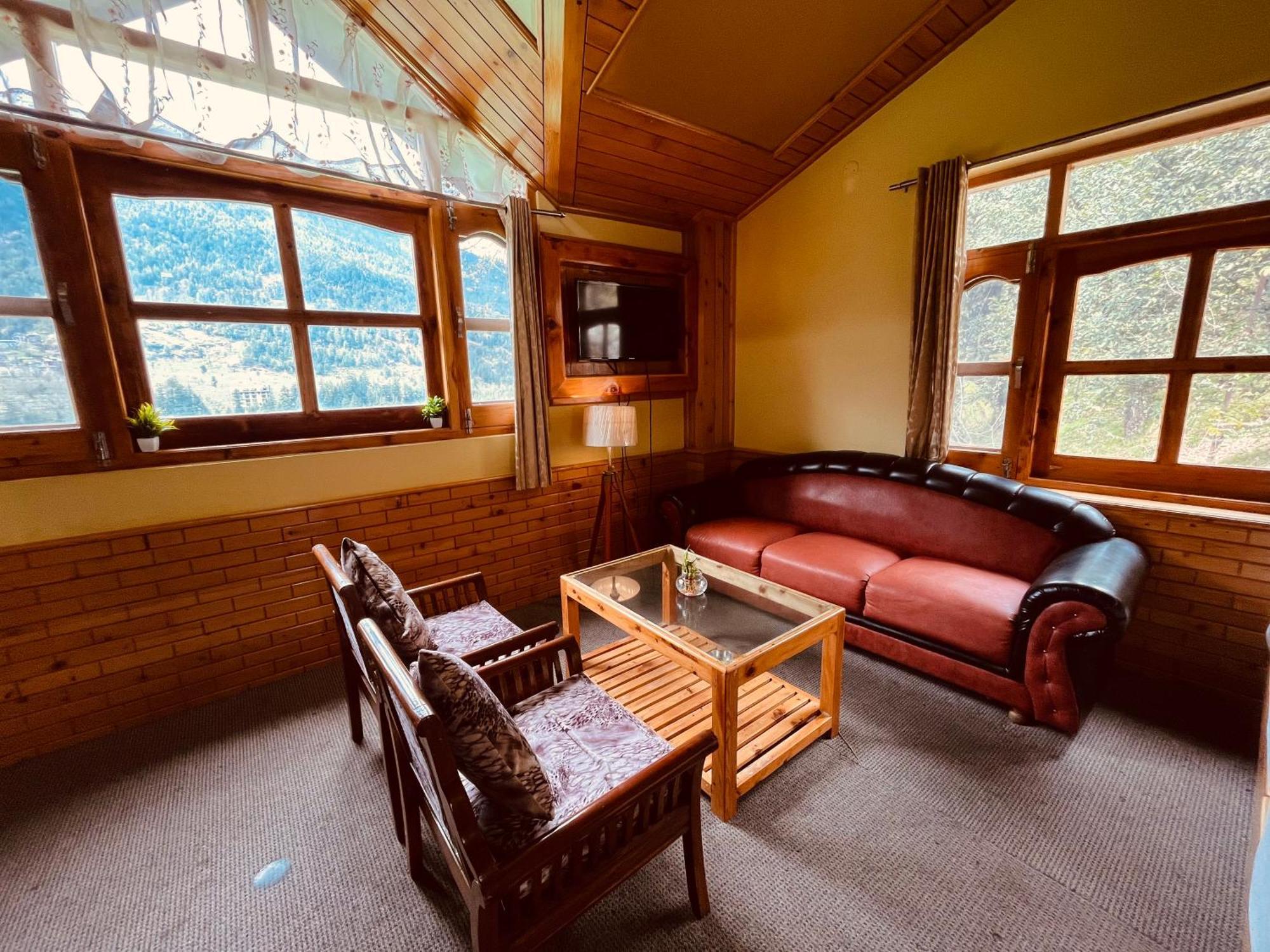 Hotel Hollywood Manali - Scenic River & Mountain View With Premium Rooms Exteriér fotografie