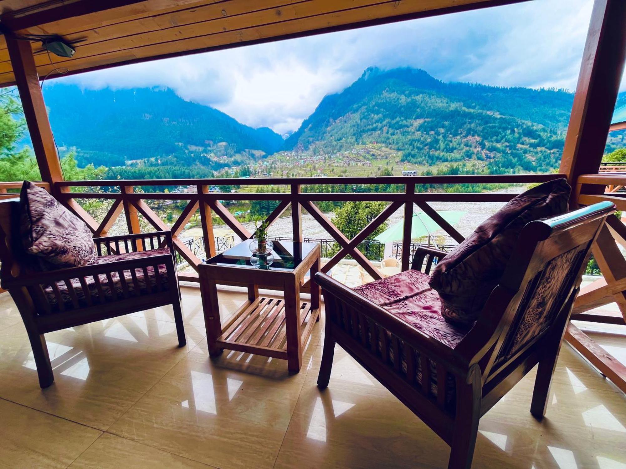 Hotel Hollywood Manali - Scenic River & Mountain View With Premium Rooms Exteriér fotografie